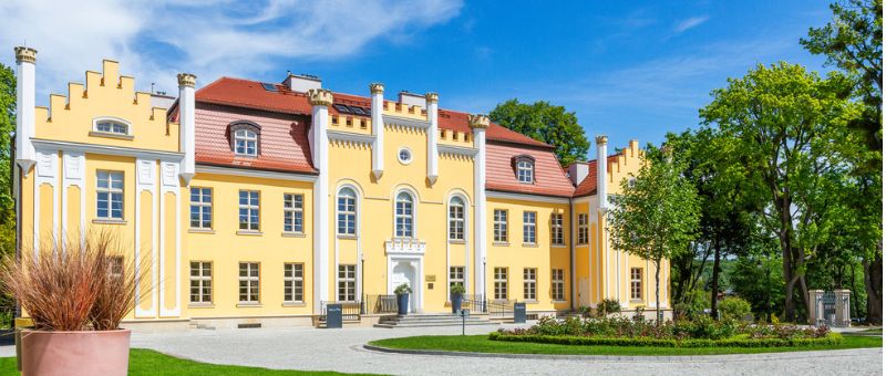 Budynek hotelu Quadrille w Gdyni
